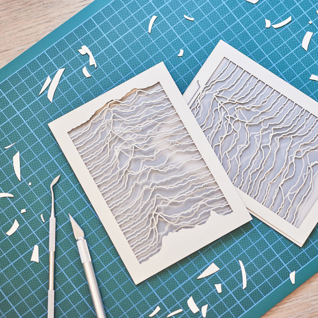 Radio telescope signal waves design as an homage to Joy Division Unknown Pleasures cover